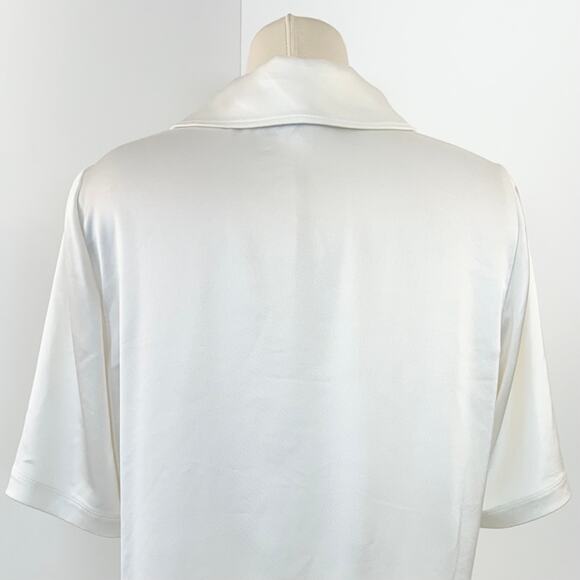 St. John Embellished Buttons Short Sleeve Top Blouse Stretch Satin Ivory Size 12 - Picture 7 of 11